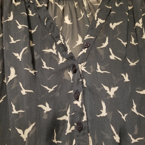 Mossimo - shear tunic 3 quarter sleeve top - size small - Picture 5 of 5